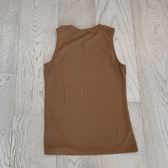 RW&CO. Chestnut Ribbed Knit Top - Picture 3 of 5